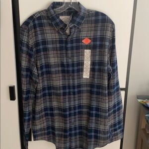 NWT St. John’s Bay plaid button down shirt